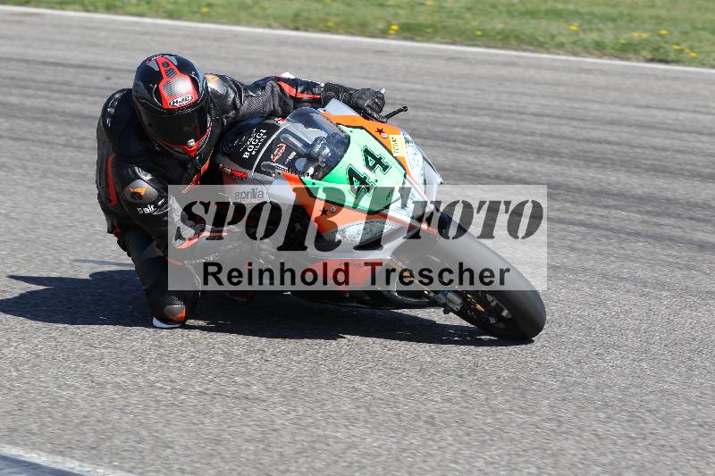 /Archiv-2025/03 04.04.2025 TZ Motorsport ADR/Gruppe rot/44